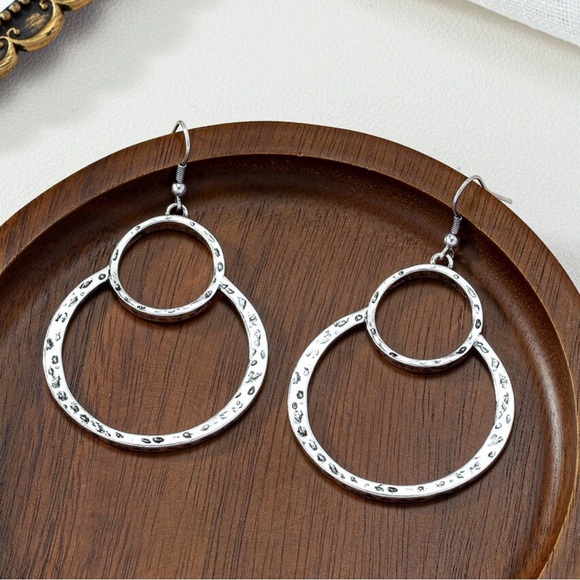 Any 3/$25! Silver Boho Geometric Entwined Circle Drop Earrings - Picture 2 of 6